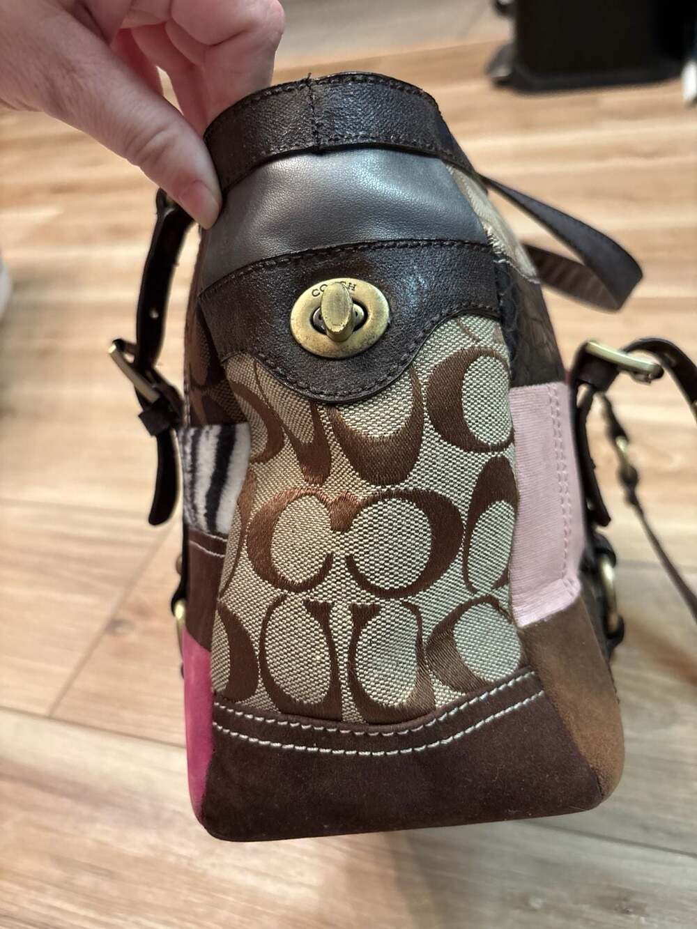 Coach Signature Multicolor Suede and Leather Patchwork Tote RESTORED - Picture 6 of 12
